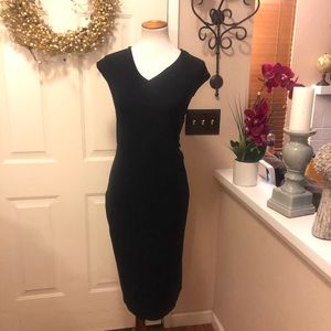 Chic Halogen Black Cap Sleeve Evening Dress